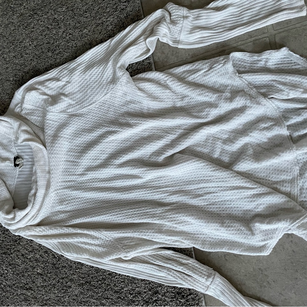 Free people white turtleneck sweater